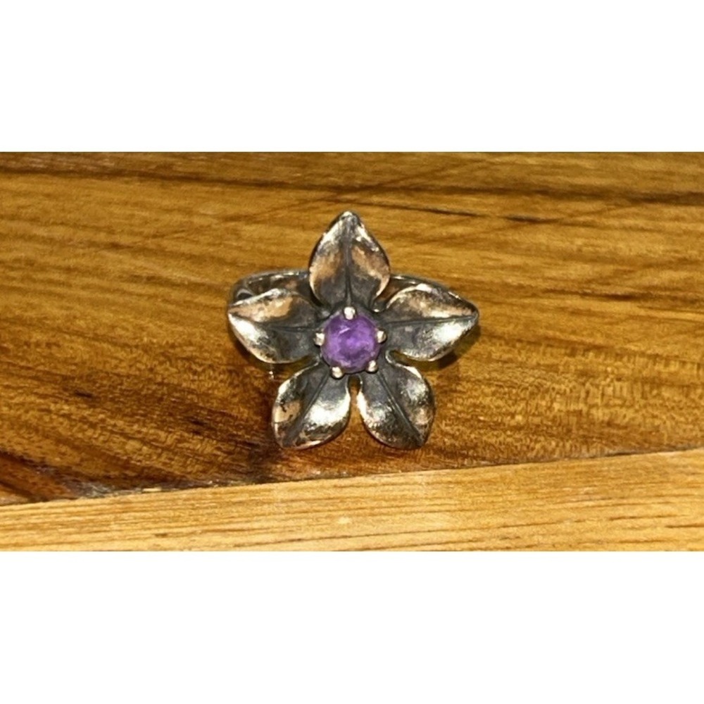 Retired James Avery Amethyst Flower Ring Sz‎ 6